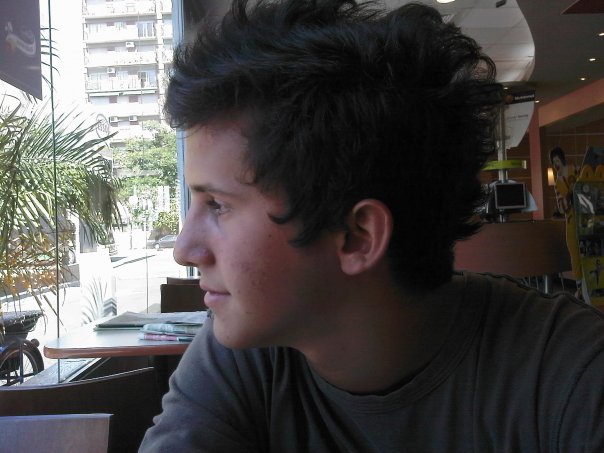 2340_1097891840331_1017682454_310543_1865_n